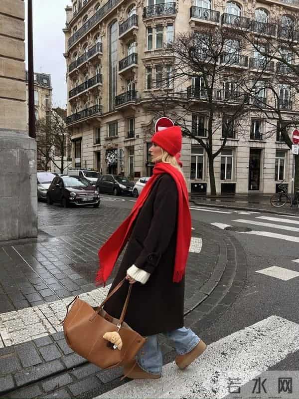 秋日衣橱必备 照搬ins时尚博主mmequeenb的穿搭思路