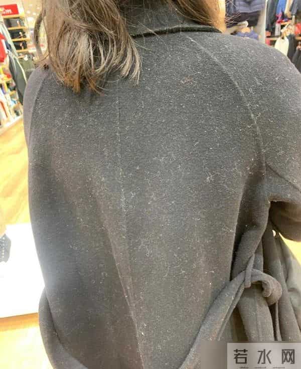 奉劝大家，冬季别买这7类衣服，说句难听的：都是大垃圾