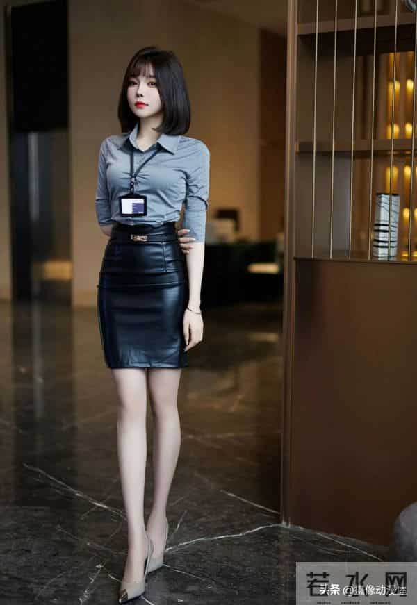 被问爆的“职场轻熟风”穿搭，普通女生照着穿直接赢麻了！