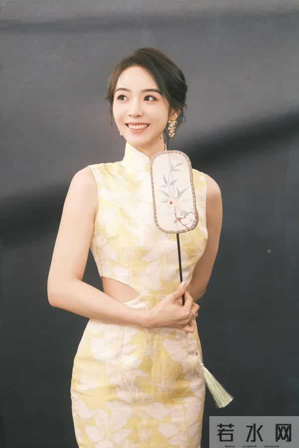 余霜国风旗袍，古风古韵