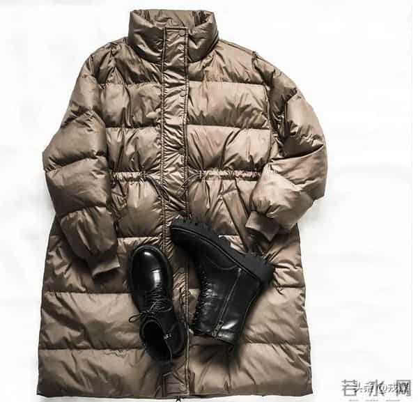 300元买不到真绒？羽绒服分层大战：贵价拼牌面，平价拼性价比！