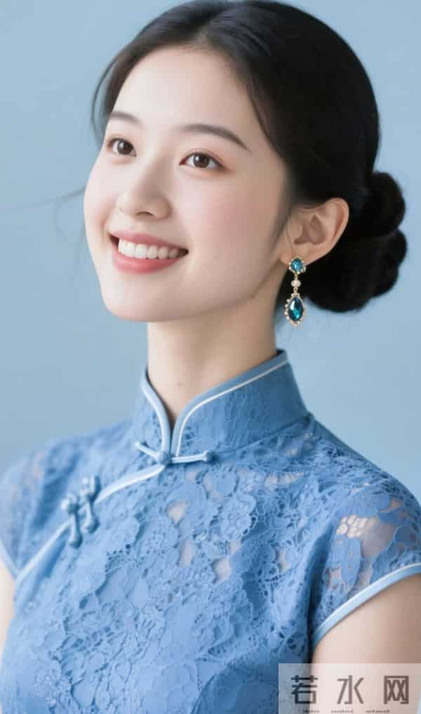 蓝色蕾丝旗袍的魅力