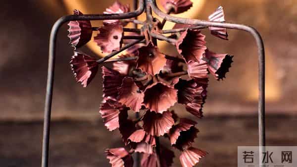 『珠宝』Hemmerle 推出 Scabiosa Stellata 铜制耳环：星芒松虫草