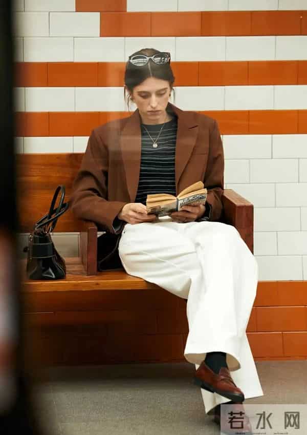 黑白棕，冬天穿衣这么“配色”，太高级了