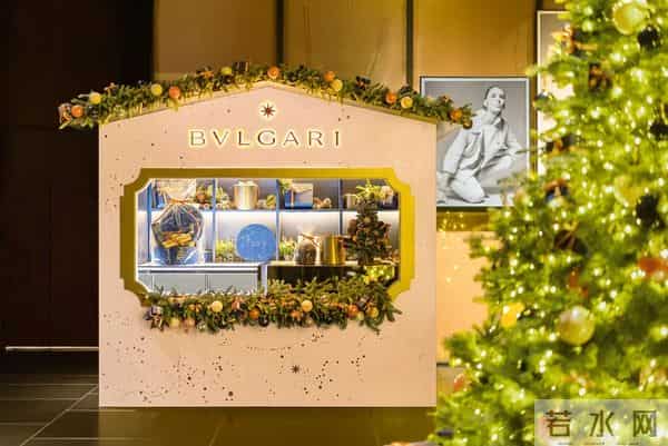 凝聚华彩，欢庆此刻 - 上海宝格丽酒店点亮2025节日季庆典