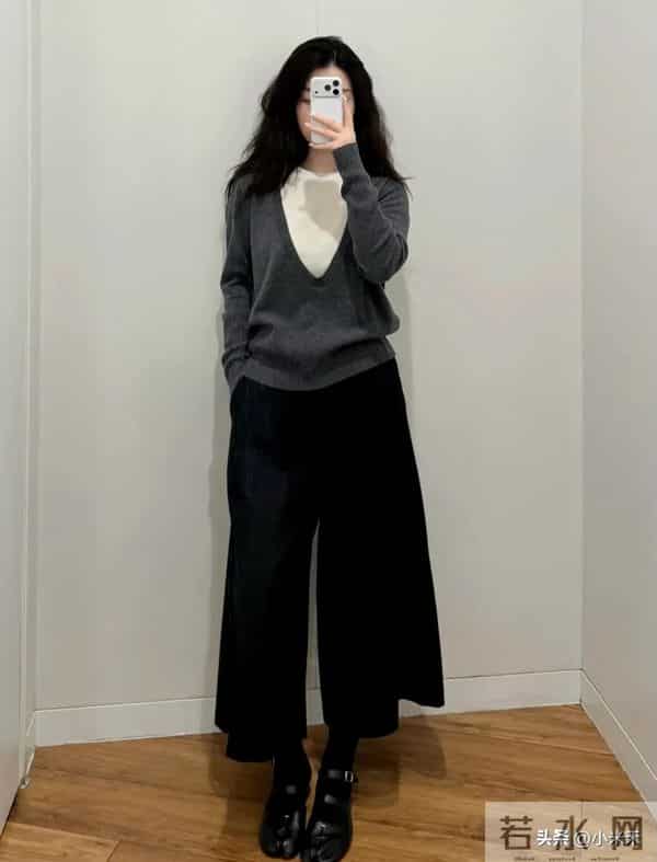 优衣库这波“显白杀”直接戳中秋冬审美！