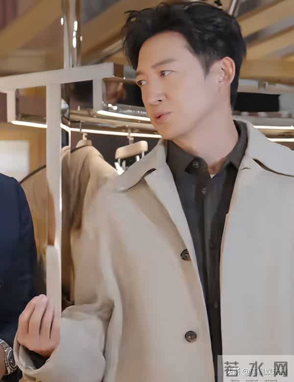 澳门这一夜，王阳堪叔圈天花板回归，朱珠风韵犹存，肖战赢麻了！