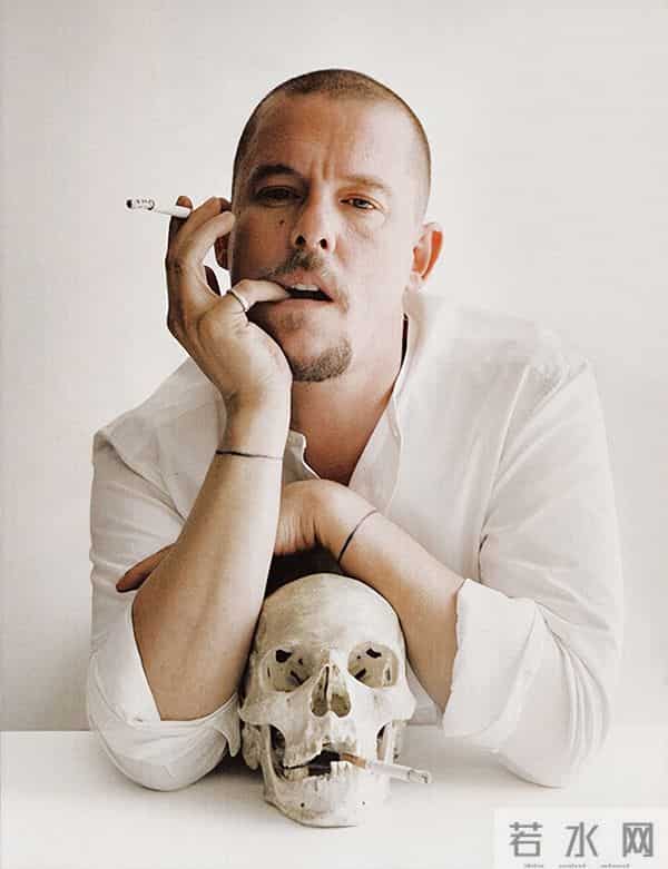 Lady Gaga巡演来到墨尔本，她的26岁澳大利亚设计师是谁？