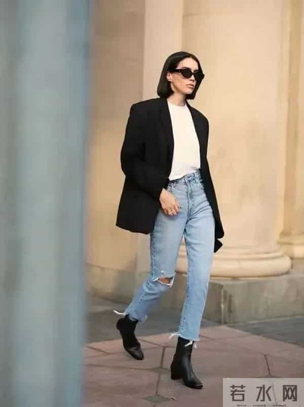 黑靴子太优秀了，冬天配这条裤子超好看