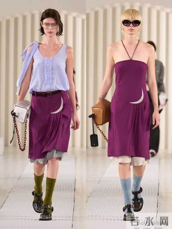 来自2026春夏米兰OnitsukaTiger女装发布会