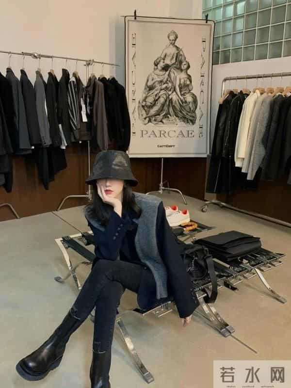 “渔夫帽”才是冬季标配，保暖还洋气显脸小，瞧潮人这样戴多美