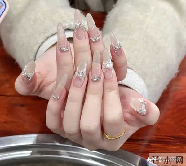 显白显高级美到跺jiojio（11）