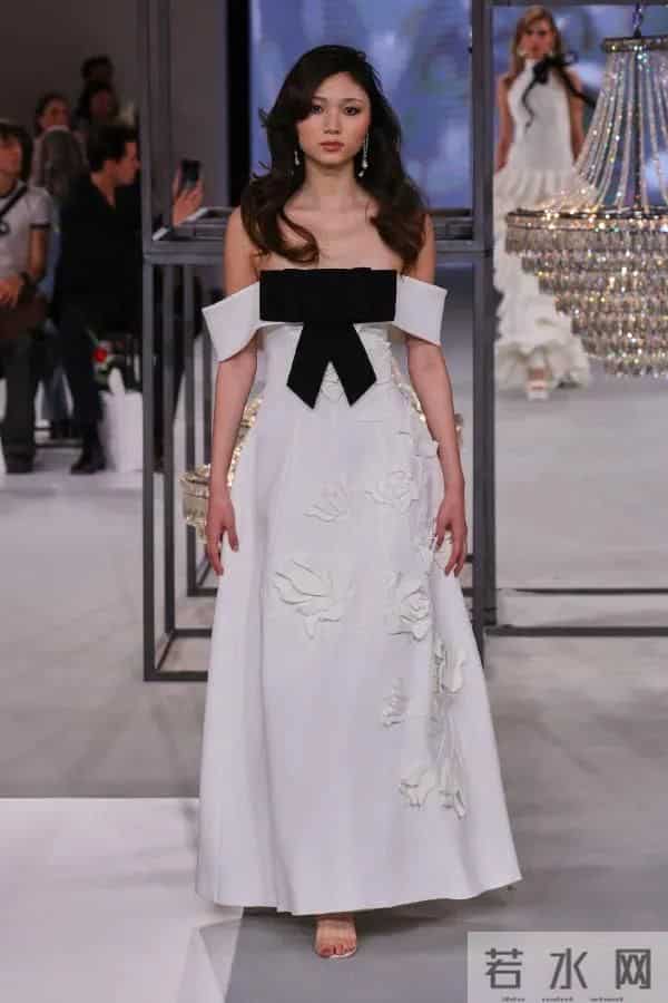 Isabel Sanchis 2026 春夏婚纱秀场