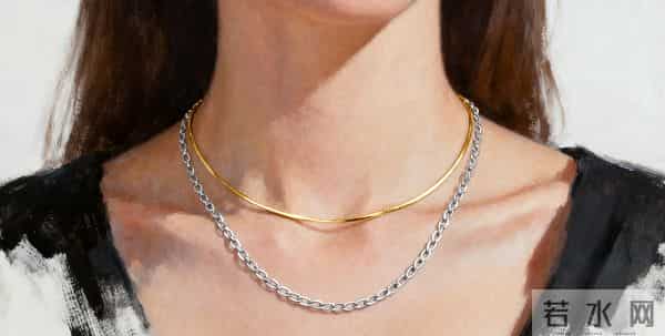金与银首饰完全可以叠戴！这不仅是时尚趋势，更能彰显个性