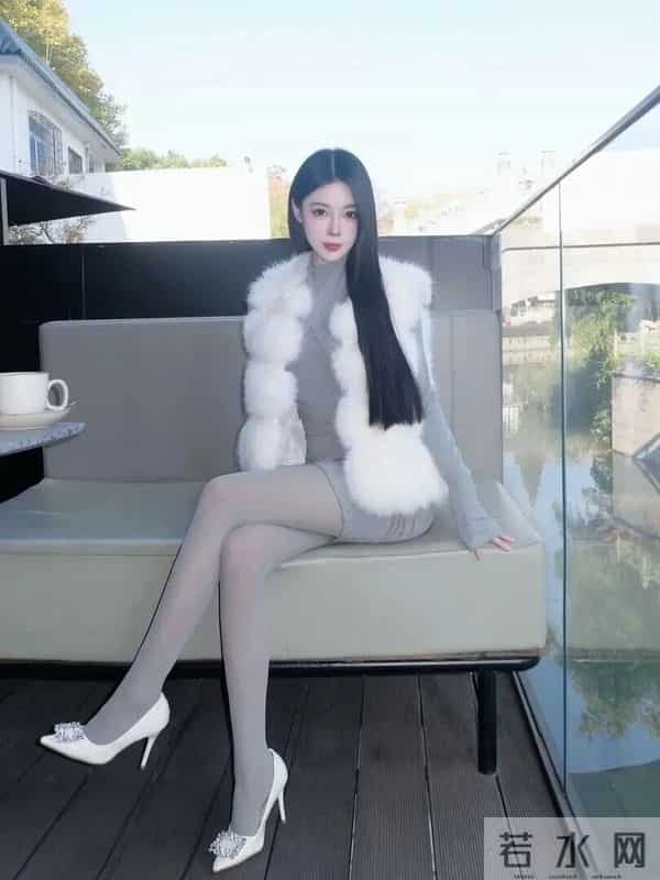 灰色系穿搭模板：普通人也能轻松穿出高级感