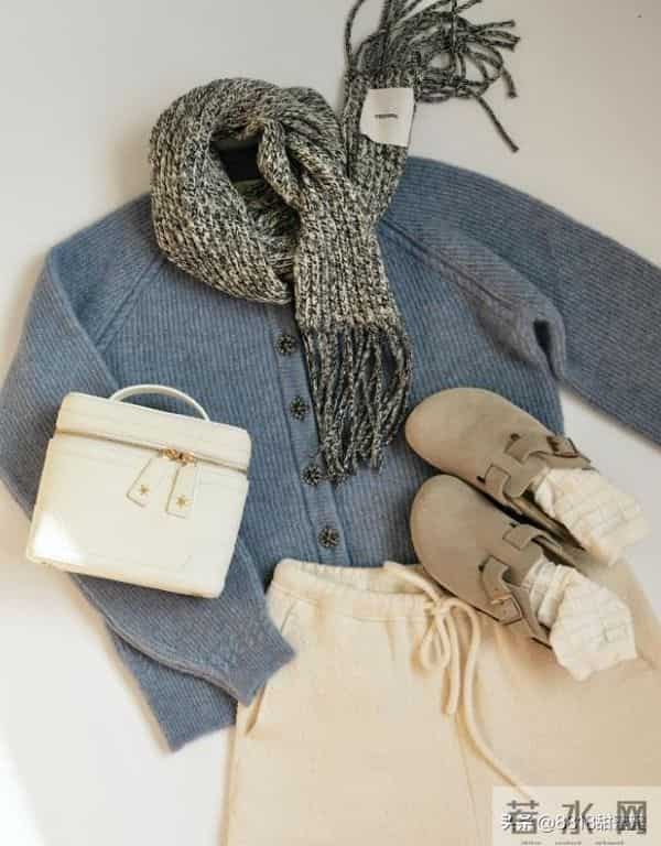 秋冬通勤一周穿搭指南：基础款穿出每日高级感