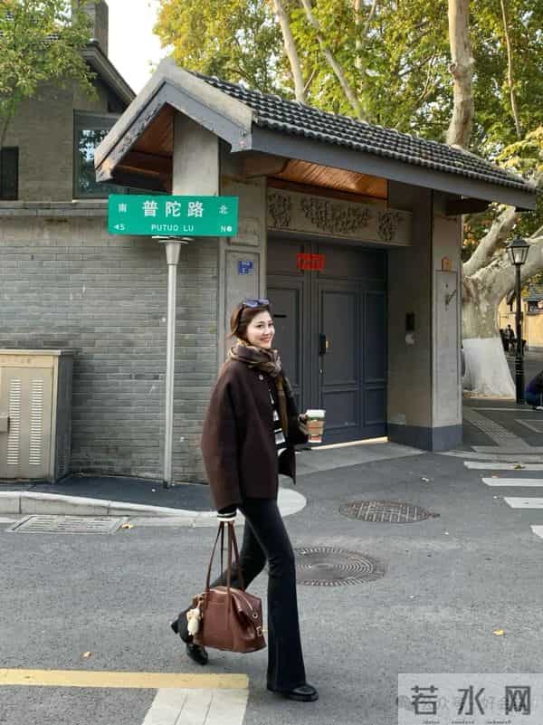 实用又时髦，18套秋冬搭配参考，日常通勤照着穿