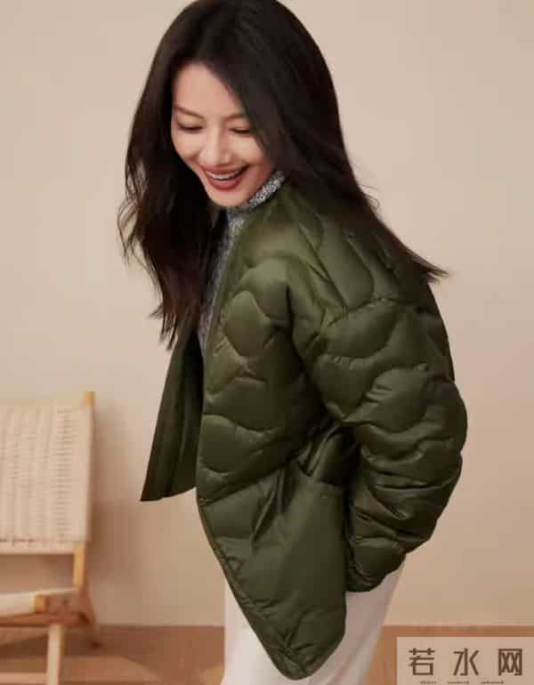 穿羽绒服高圆圆