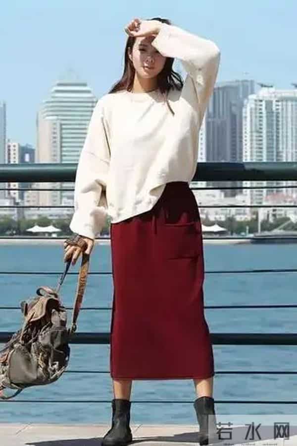 今年冬天，4条基础款裙子，保暖时髦两不误