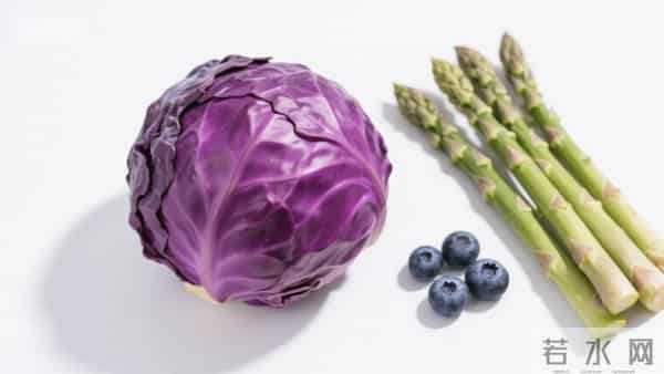 收好这份保养清单：50岁后坚持4个习惯，皮肤想不好都难