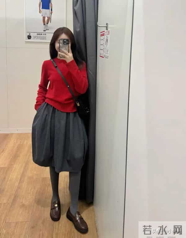 优衣库半裙才是秋冬“搭子王”！这波试穿我直接封神