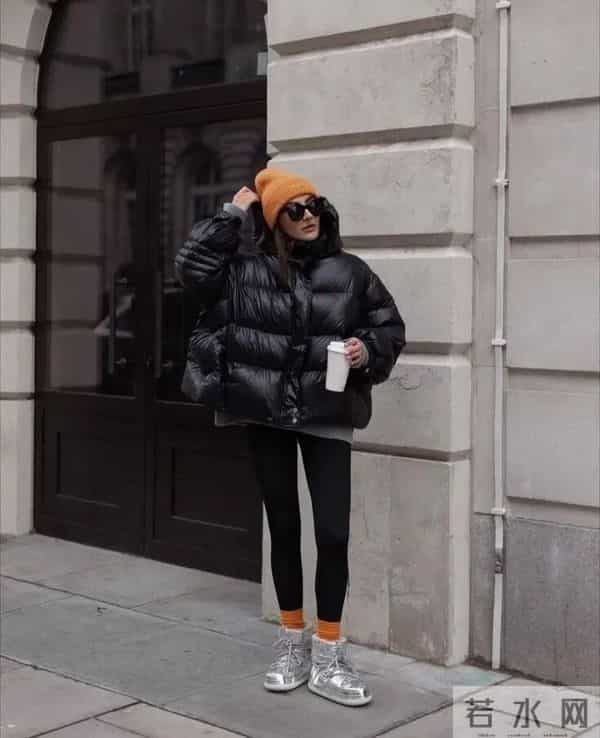 原来黑色羽绒服这么穿，就很好看！