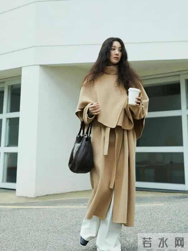 冬天的大衣，还是与阔腿裤更配哦！
