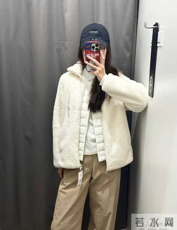 陪老公逛优衣库，结果我把购物车塞爆了…