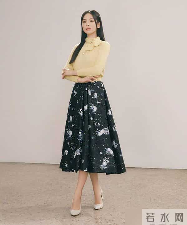 宋慧乔新造型，职场穿搭也能不随波逐流，穿出个性，给人专业感