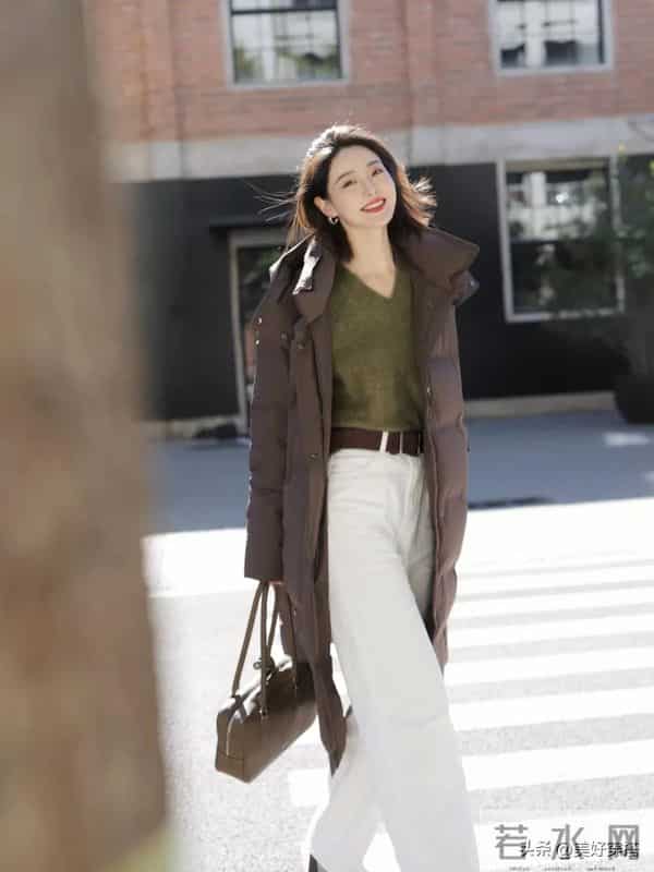 今年冬天最流行的5组配色穿搭，高级又时髦！