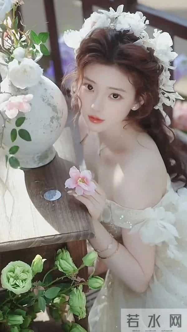 春晓｜花漾少女，把春日的温柔都穿在了身上