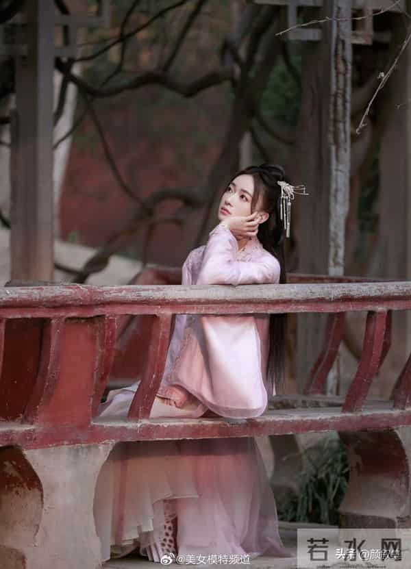 吴谨言这组古风图，直接把“古典美”焊在身上了吧！