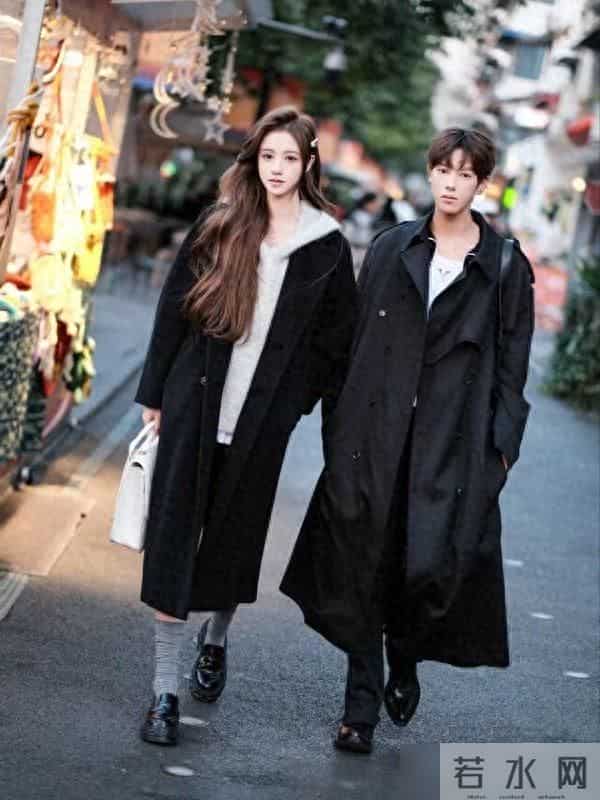 成都街拍太辣了，入冬后还在“秀身材”，又酷又美真惹眼！