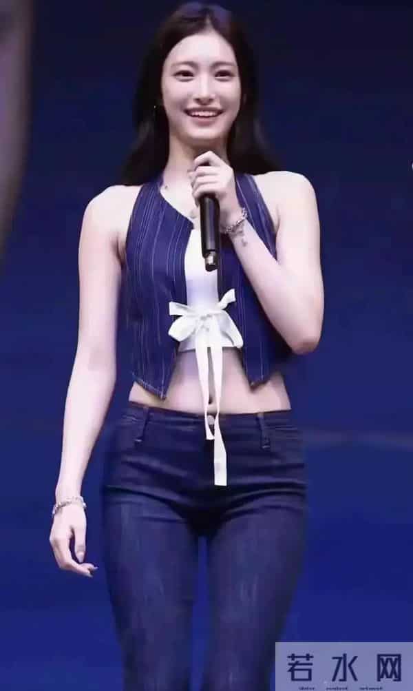 太美了，这是我见过身材比例最好的