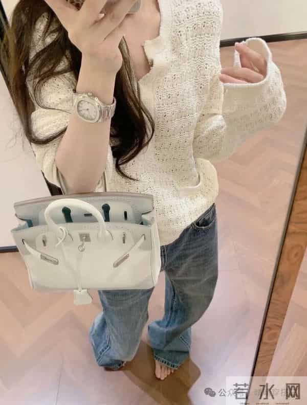 “针织开衫+阔腿牛仔”慵懒到骨子里的秋日标配！