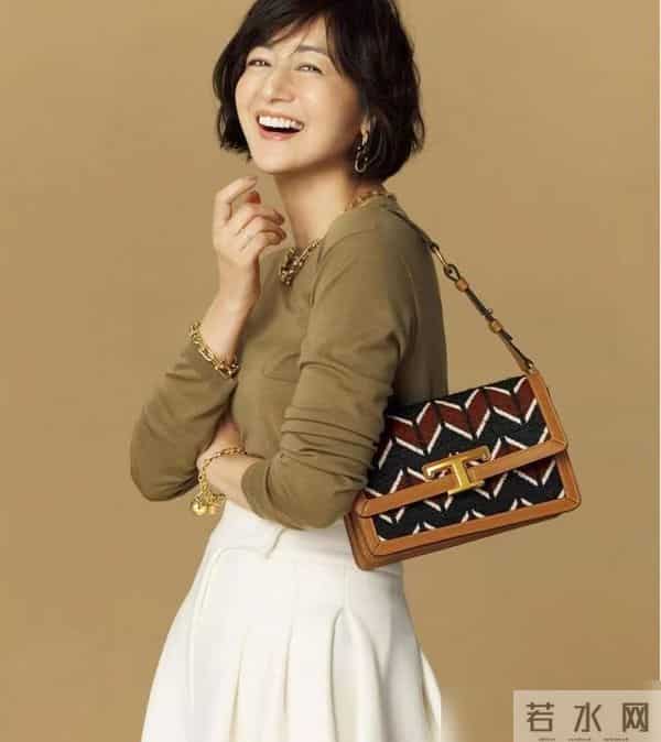 太显气质了！秋冬穿“米色”，非富即贵！2个秘籍，轻松变高手