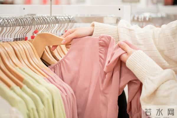 你穿的衣服，往往决定了你的命运，别不信，不是迷信