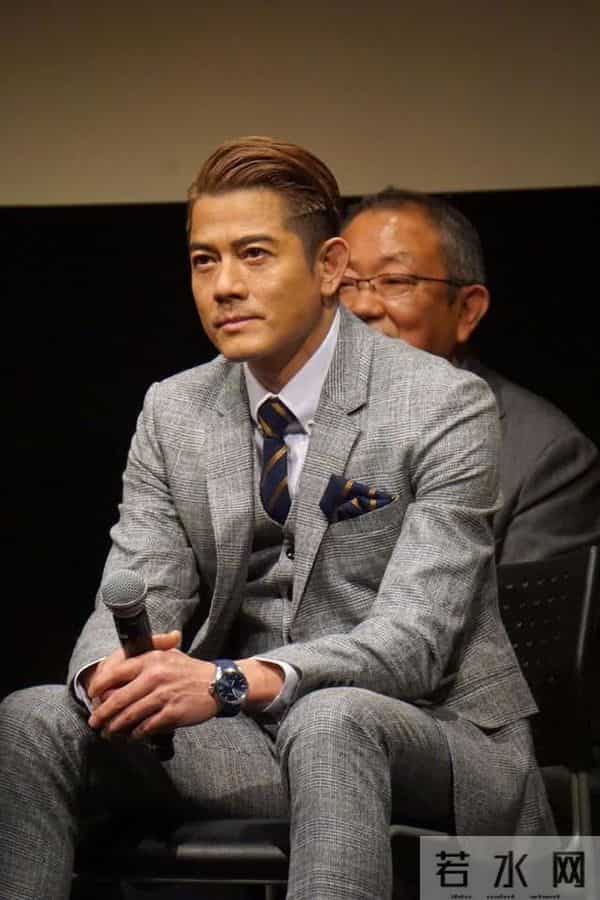 不建议50+男人留的发型！自以为洋气，实际叔味很重，油腻感十足