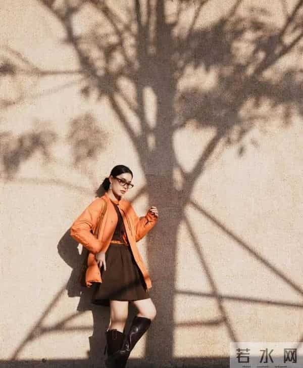 今年冬天最绝的配色：橙色+棕色，太明媚了！