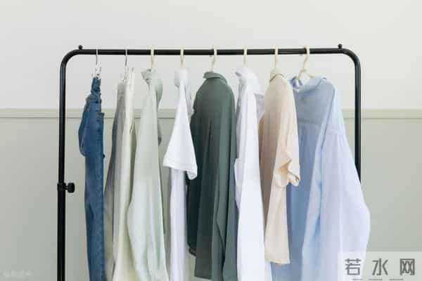 你穿的衣服，往往决定了你的命运，别不信，不是迷信