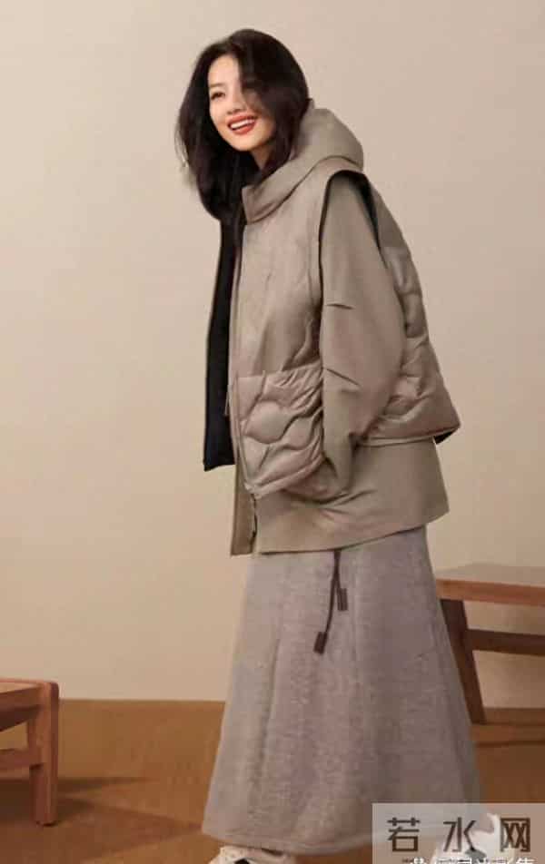 穿羽绒服高圆圆