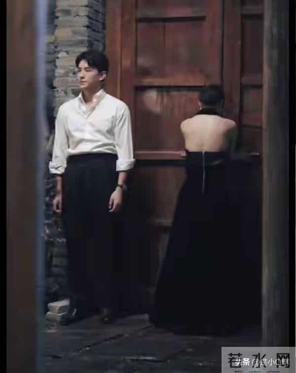 刘萧旭素颜“太丑”！短剧演员矮点老点都行，没男人气质才真垮！