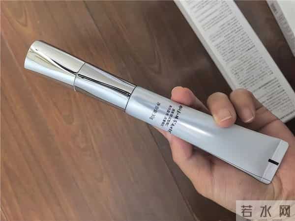 抗衰真相公开！去眼袋眼纹10款眼霜推荐！哪个品牌好？实测来袭