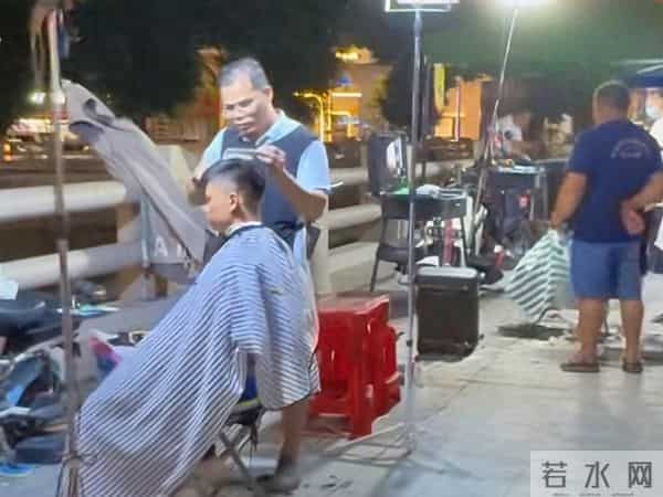 5元理发，是惠民还是消费降级？