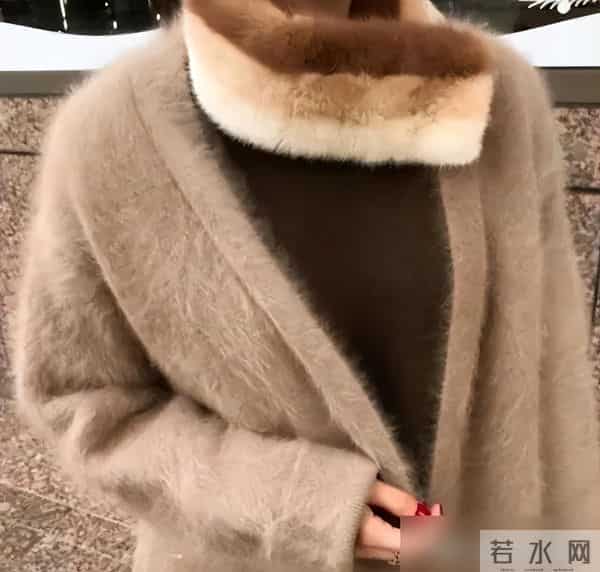 立冬后才发现：今年不流行羽绒服了，满大街都在穿“奶奶棉衣”