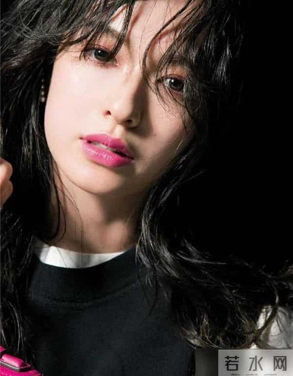 又被“黑色”惊艳到！搭这2个颜色，又绝又美！