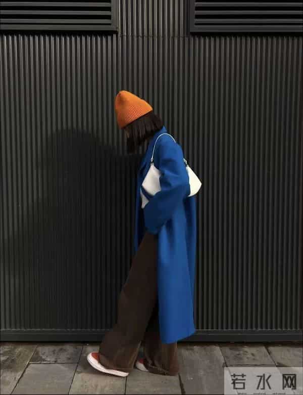 建议中年女性：别再穿这3种“大妈色”，听起来洋气实际土气显老