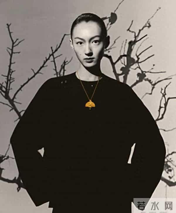 手搓金丝，一年等一件：这群“不赚钱”的金匠，为何让资本排队敲门？