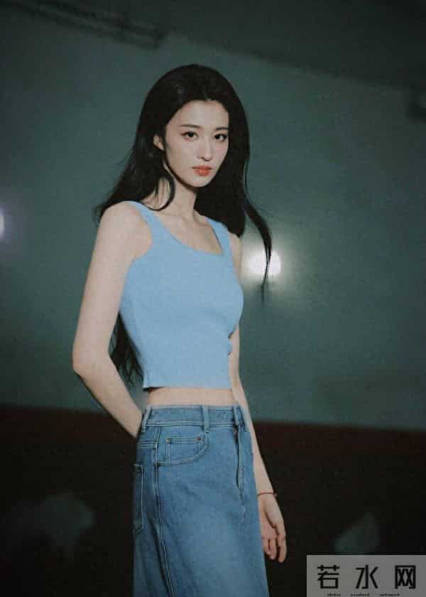 夏至时尚穿搭，徐梦洁的田园风与王楚然的简约风，你更爱哪一种？