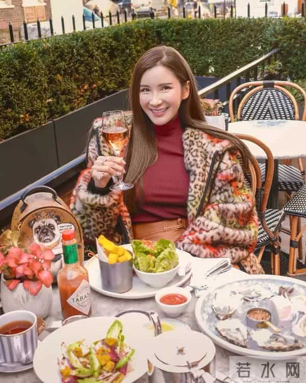 发现丈夫背叛后，她反手冻结4.6亿资产，如今每月白拿220万赡养费